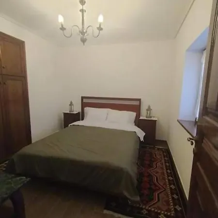 άνθεμις * Λεβίδι