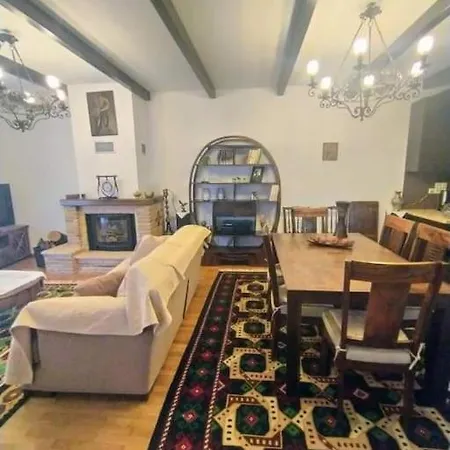 άνθεμις بيت للعطل *